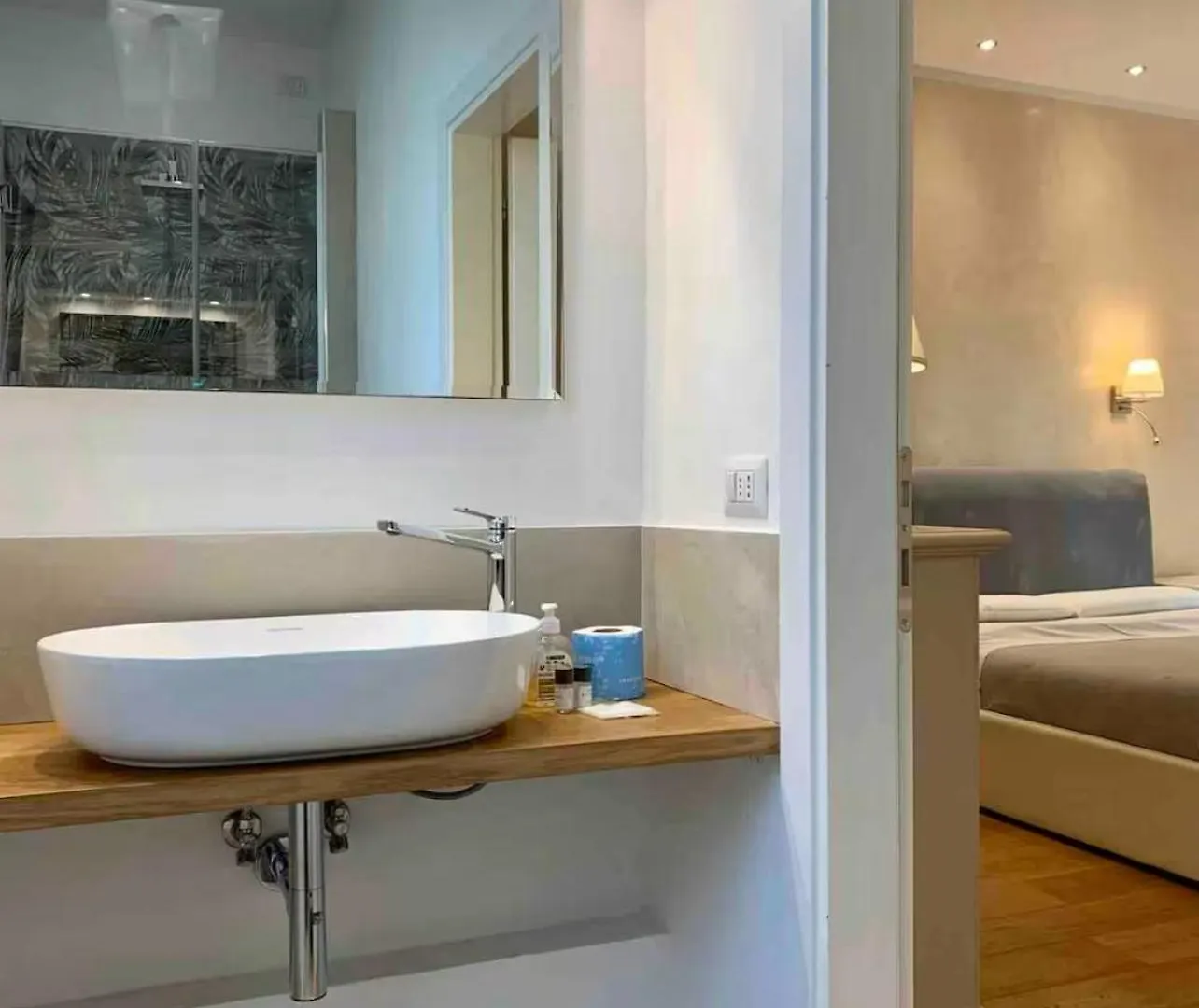 Apartment Penthouse With Private Terrace On Florence